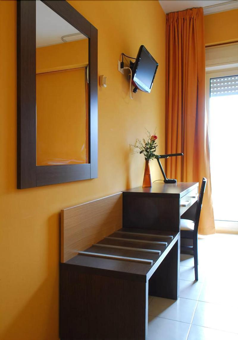 Hotel Michelangelo Teramo Buitenkant foto