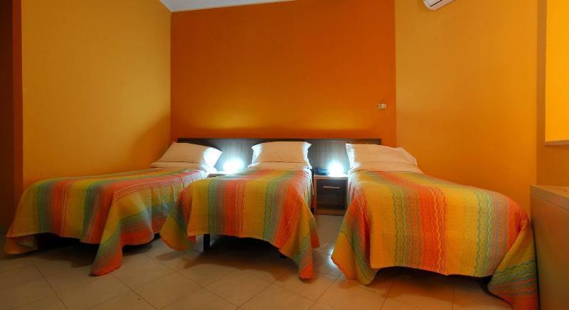 Hotel Michelangelo Teramo Buitenkant foto