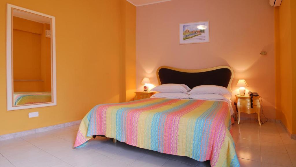 Hotel Michelangelo Teramo Kamer foto