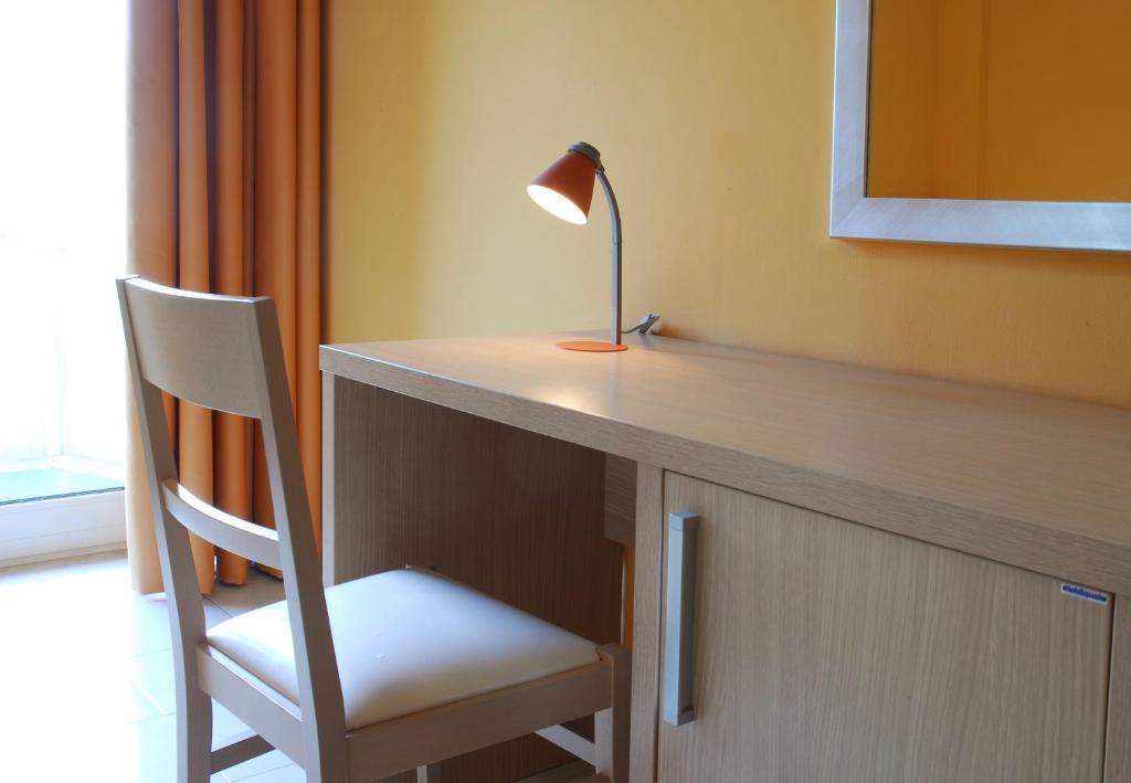 Hotel Michelangelo Teramo Kamer foto