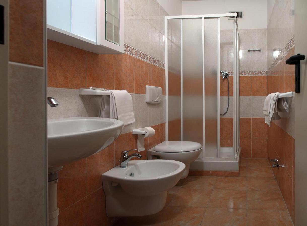 Hotel Michelangelo Teramo Kamer foto